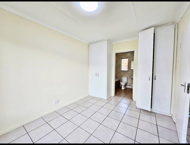 1 bed property to rent in ESTHER PARK